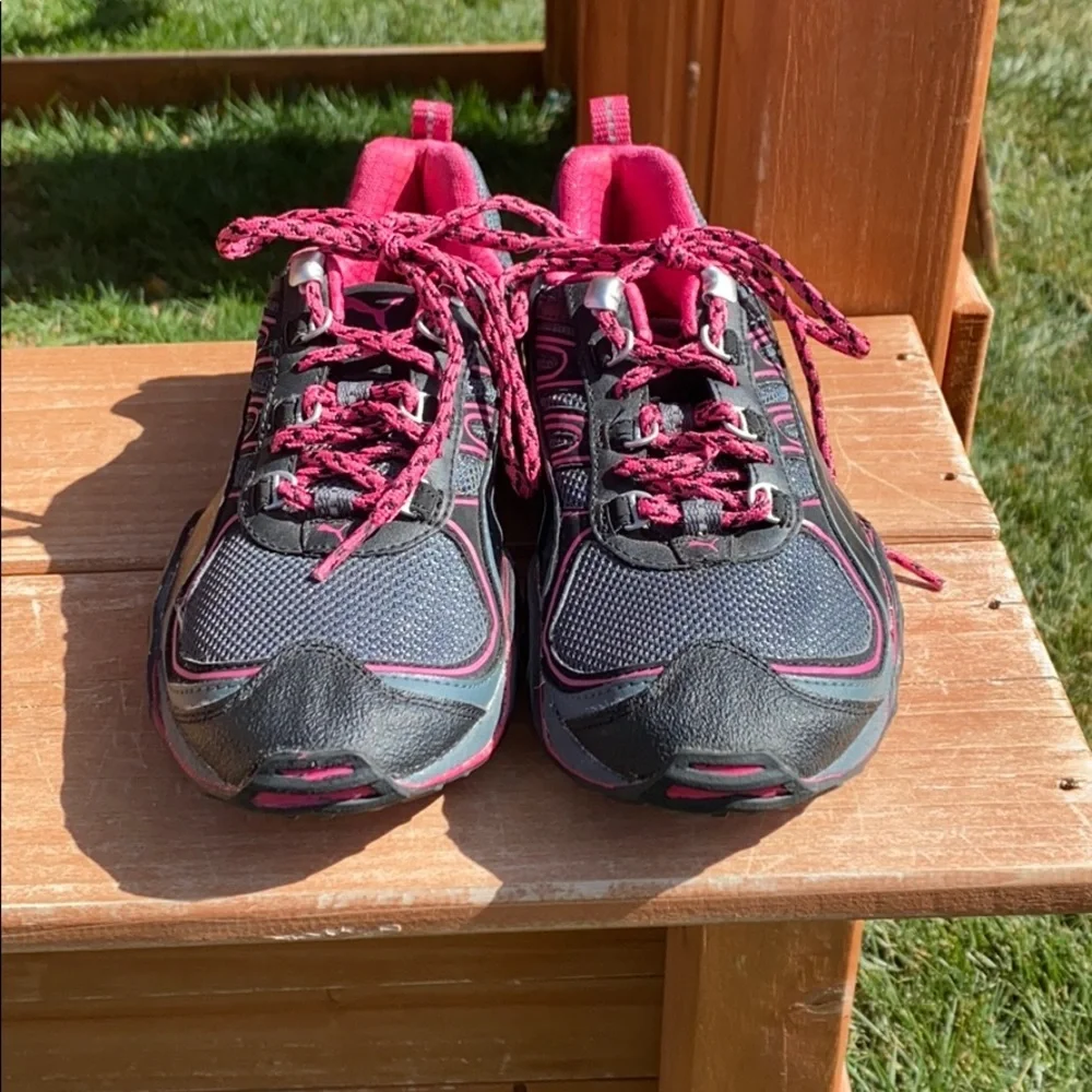 Puma Shoes - Picture 4 of 9
